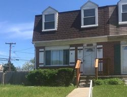 Short-sale in  RYERSON CIR Halethorpe, MD 21227