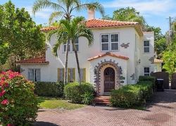 Short-sale in  WASHINGTON RD West Palm Beach, FL 33405