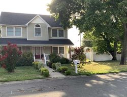 Short-sale in  6TH AVE West Babylon, NY 11704