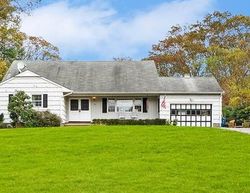 Short-sale in  MAC ARTHUR BLVD Hauppauge, NY 11788