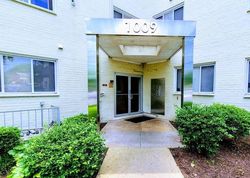 Short-sale Listing in CHILLUM RD APT 118 HYATTSVILLE, MD 20782