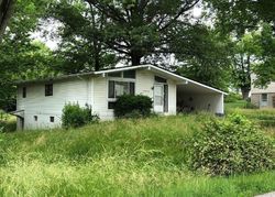 Short-sale in  ROBERT DR Saint Charles, MO 63304