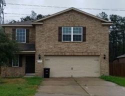Short-sale Listing in LOOKOUT BEND DR HUMBLE, TX 77338