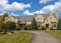 Short-sale in  LEANDA CT Barrington, IL 60010