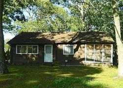 Short-sale Listing in TEMPLE AVE RIVERHEAD, NY 11901