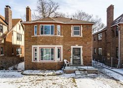 Short-sale in  ROSELAWN ST Detroit, MI 48221