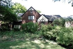Short-sale in  PALISADES DR Akron, OH 44303