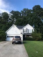 Short-sale Listing in BRIARBERRY LN RIVERDALE, GA 30296