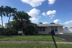  Nw 7th St, Hollywood FL