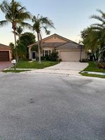 Short-sale in  SHERIDAN TER West Palm Beach, FL 33414