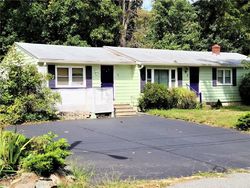 Short-sale in  PAMELA DR Greenville, RI 02828