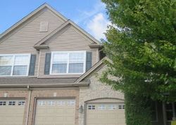 Short-sale Listing in CANYON DR AURORA, IL 60503