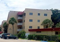 Short-sale Listing in COUNTRY CLUB DR APT 306 POMPANO BEACH, FL 33063