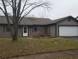 Short-sale in  CLOVERLEAF RD Matteson, IL 60443