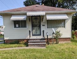 Short-sale Listing in E 102ND ST CLEVELAND, OH 44105