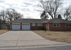 Short-sale in  N ANGLE LN Andover, KS 67002