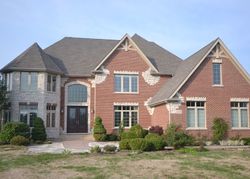 Short-sale in  N PRAIRIE CT Lake Zurich, IL 60047