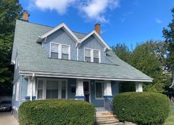 Short-sale in  E 187TH ST Cleveland, OH 44110