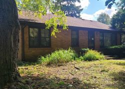 Short-sale Listing in S NATCHEZ AVE PALOS HEIGHTS, IL 60463