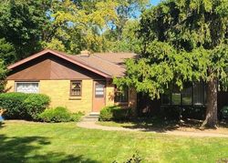 Short-sale in  S NATCHEZ AVE Palos Heights, IL 60463