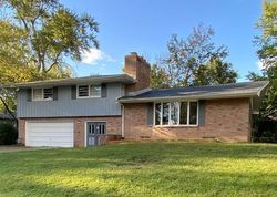 Short-sale Listing in WESTHAVEN DR CHAMPAIGN, IL 61820