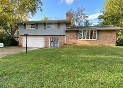 Short-sale in  WESTHAVEN DR Champaign, IL 61820