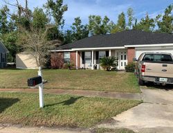 Short-sale in  HANNOVER CIR Panama City, FL 32404