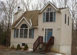 Short-sale in  DECKER RD Bushkill, PA 18324