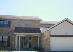 Short-sale Listing in SAINT SABRE DR BELLEVILLE, IL 62226