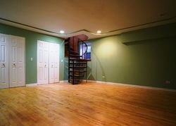 Short-sale Listing in W FOSTER AVE UNIT 1A CHICAGO, IL 60656