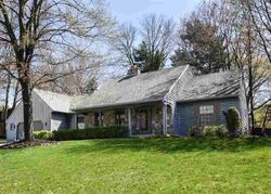 Short-sale in  W CHICKADEE LN Green Bay, WI 54313