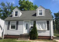 Short-sale Listing in RAYMOND ST MAPLE HEIGHTS, OH 44137