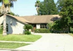 Short-sale in  BRIAR CIR Hudson, FL 34667