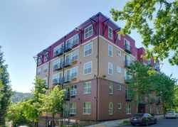 Short-sale in  N DECATUR ST UNIT 301 Portland, OR 97203