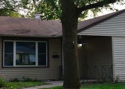 Short-sale in  BLUEBIRD LN Rolling Meadows, IL 60008