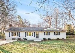 Short-sale Listing in HUCKS RD CHARLOTTE, NC 28269