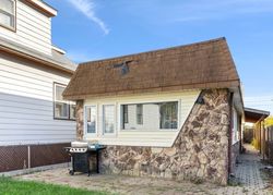 Short-sale in  W 58TH PL Summit Argo, IL 60501