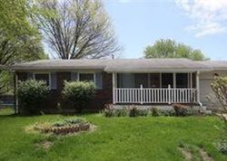 Short-sale in  SAINT PETER DR Godfrey, IL 62035