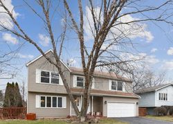 Short-sale in  SHAGBARK CT Gurnee, IL 60031