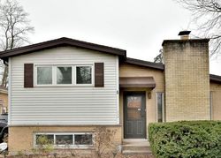 Short-sale in  MARSHALL RD Bensenville, IL 60106