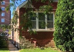 Short-sale in  N NEENAH AVE Chicago, IL 60634