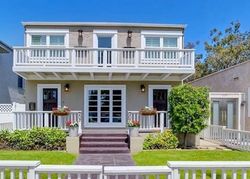 Short-sale in  PARK AVE Long Beach, CA 90803