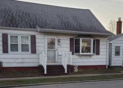 Short-sale in  S 9TH ST Lindenhurst, NY 11757