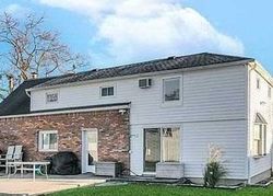 Short-sale in  MORRISEY PL Deer Park, NY 11729