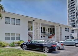 Short-sale Listing in COLONY CLUB RD APT 3 POMPANO BEACH, FL 33062