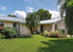 Short-sale in  ROSEA CT Naples, FL 34104