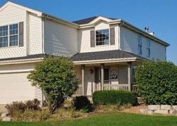 Short-sale in  CARLOW CIR Manhattan, IL 60442