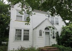 Short-sale in  BALLENTINE BLVD Norfolk, VA 23509