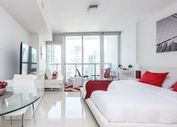 Short-sale in  BRICKELL AVE  Miami, FL 33131
