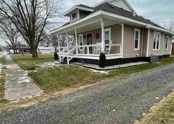 Short-sale in  RAILROAD ST Hamlet, IN 46532